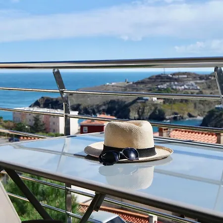 Résidence Costa Vermella, vue mer et montagne au calme Cerbère Extérieur photo