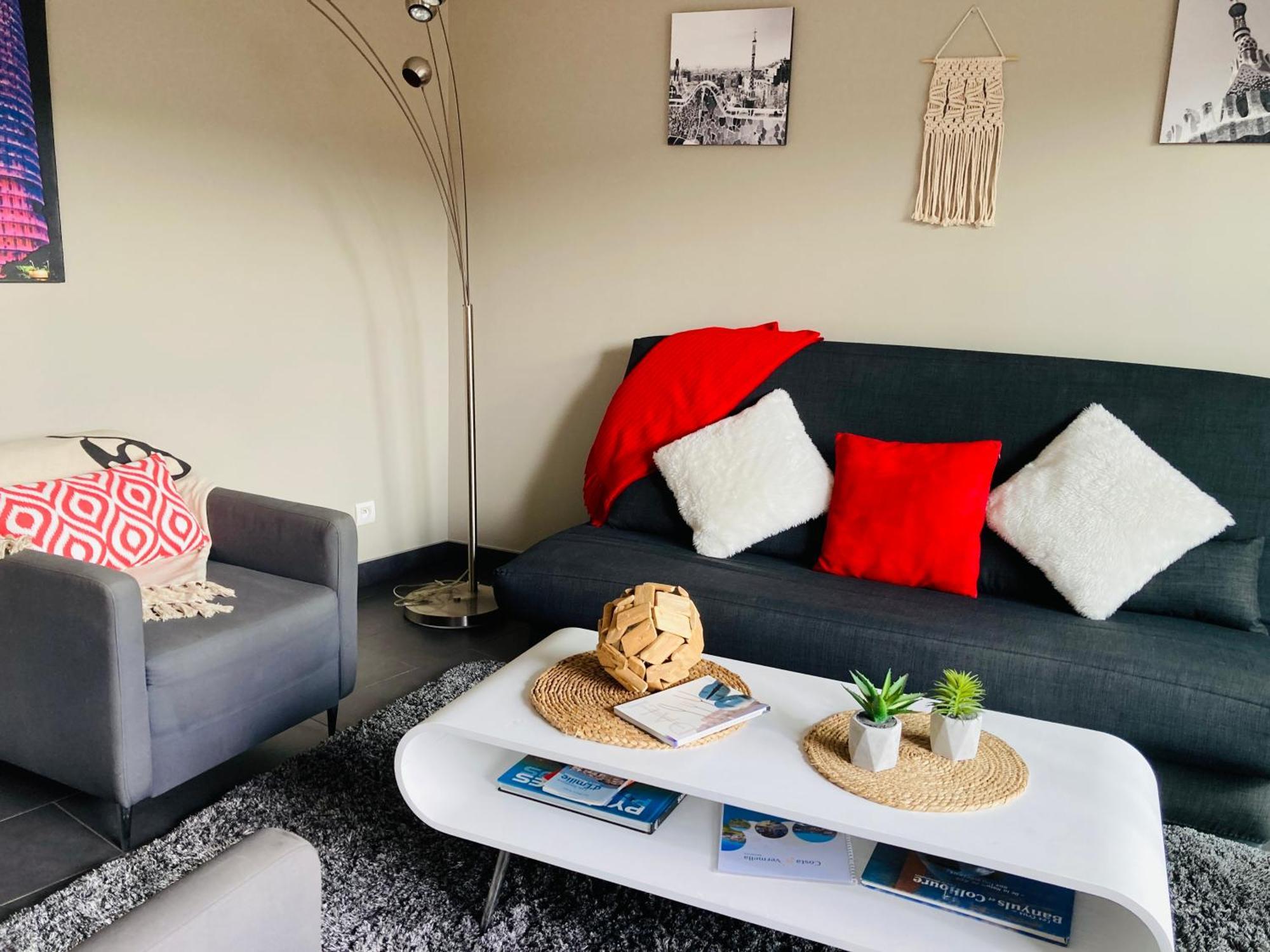 Résidence Costa Vermella, Vue Et Montagne Au Calme Appartement